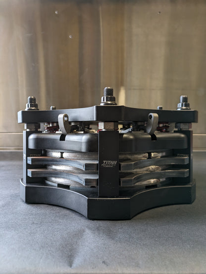 TITAN BLACK STAR CLUTCH